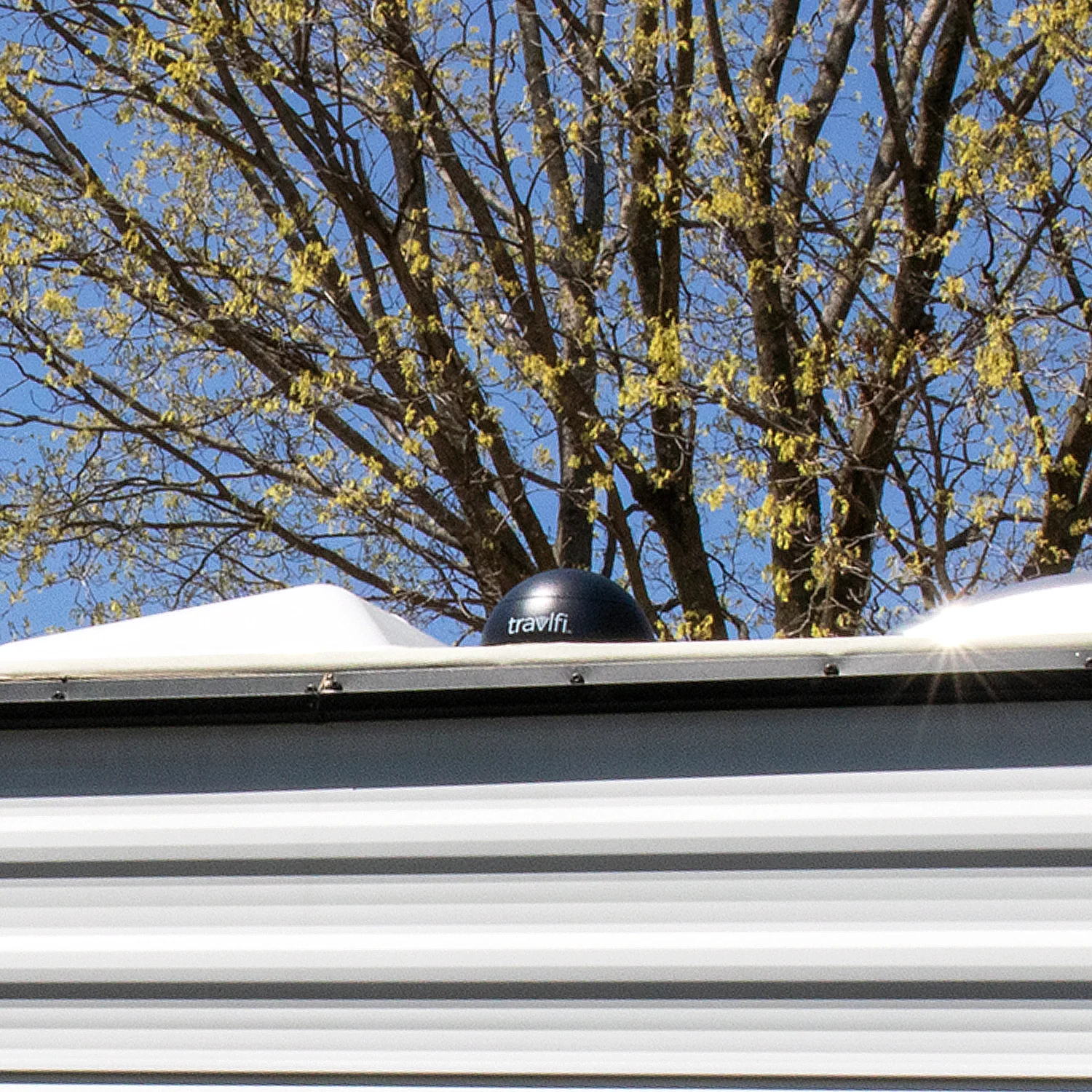 TravlFi JourneyXTR External Antenna with Mounting Plate - Image 6